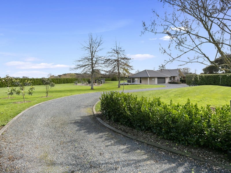 100 Hooker Road, Tamahere - Carousel 2