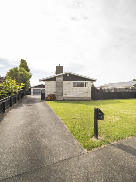 16 Turakina Street, Westbrook, Palmerston North - Carousel 1