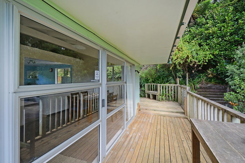 16 Kerkwall Drive, Naenae, Lower Hutt - Carousel 2