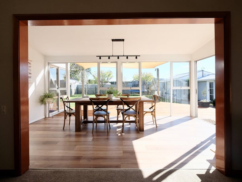 27 The Loop, Meeanee, Napier - Carousel 2