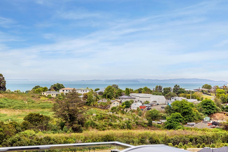 12 Ruth Craig Place, Stanmore Bay, Whangaparaoa - Carousel 2