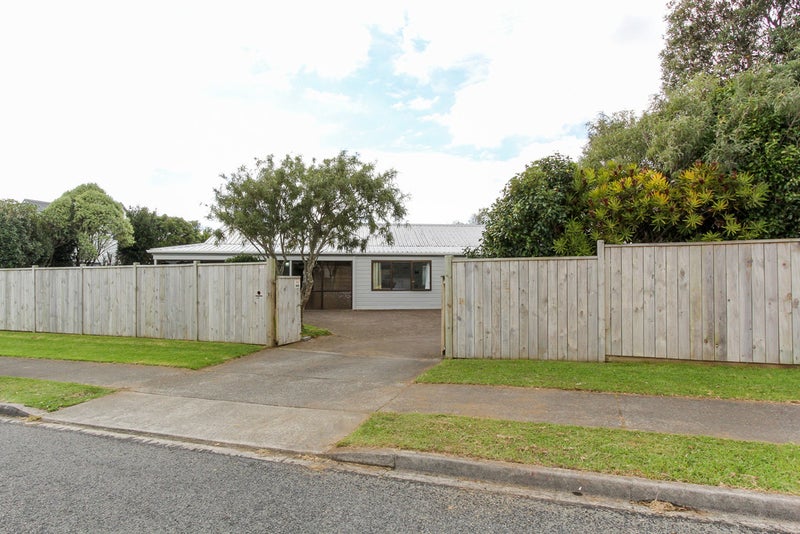 151 Barrett Road, Whalers Gate, New Plymouth - Carousel 20