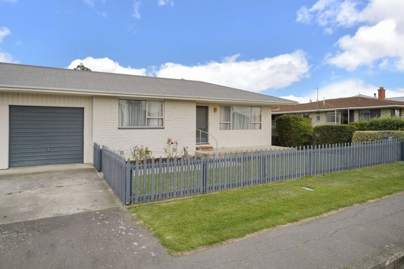 2/4 Douglas Road, Amberley - Carousel 2