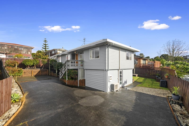 2/85 Harmel Road, Glendene, Auckland - Carousel 1