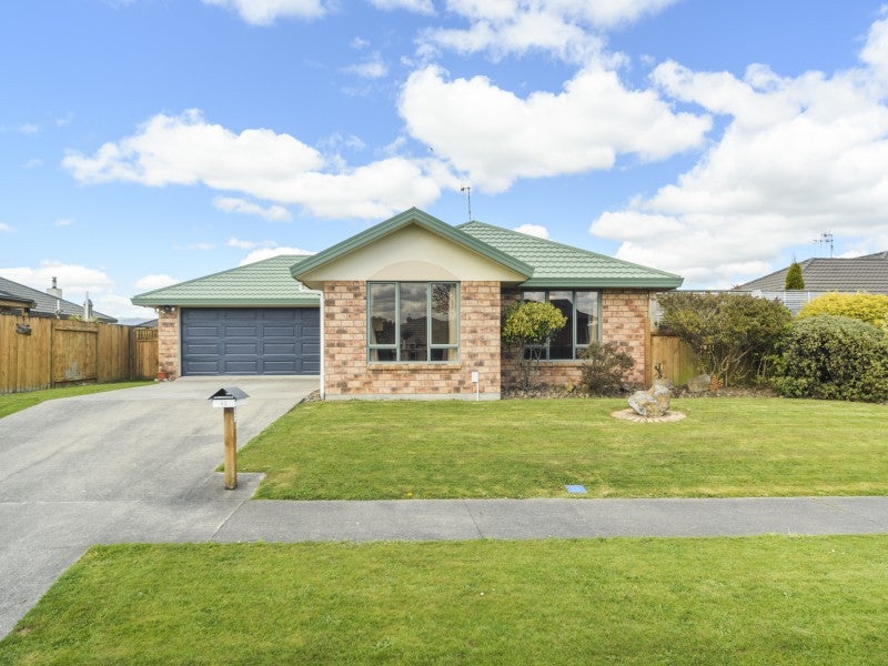 63 Meridian Grove, Kelvin Grove, Palmerston North - Carousel 1
