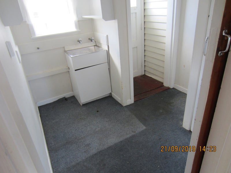 5 Matai Street, Marton - Carousel 20