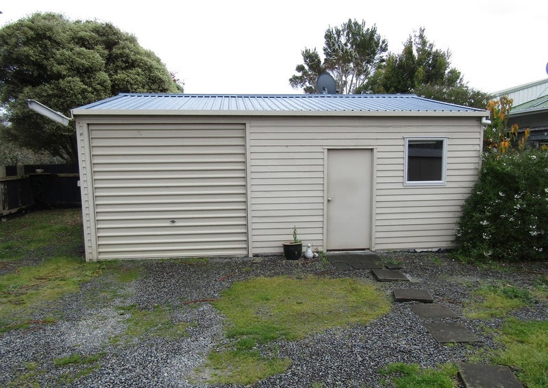15 Tanguru Street, Whanganui East, Whanganui - Carousel 11