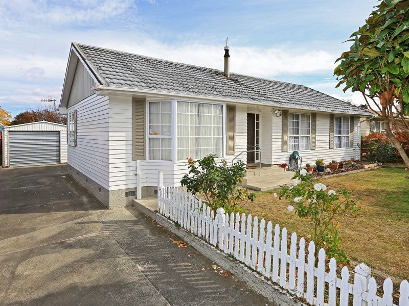 23 Plymouth Road, Flaxmere, Hastings - Carousel 1