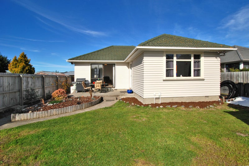 34 Farquhars Road, Redwood, Christchurch - Carousel 1