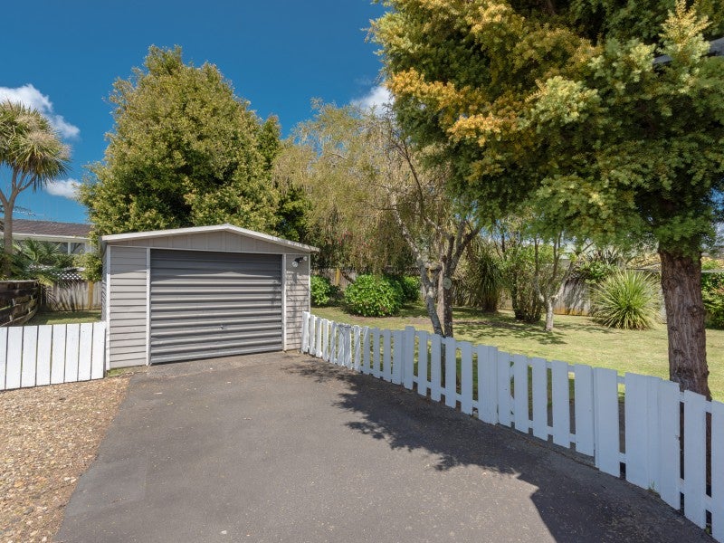 7 Storey Avenue, Forest Lake, Hamilton - Carousel 16