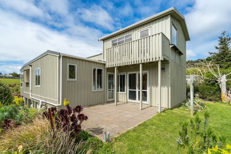 3 Roebuck Rise, Broad Bay, Dunedin - Carousel 1