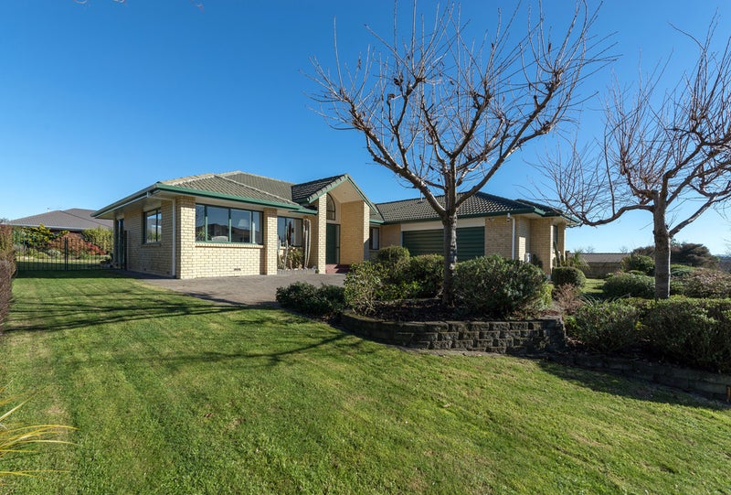 25 Stanley Drive, Lynmore, Rotorua - Carousel 2
