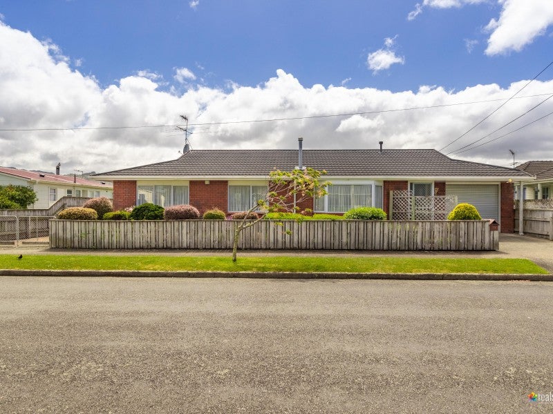 2/51 Mchardie Street, Trentham, Upper Hutt - Carousel 19