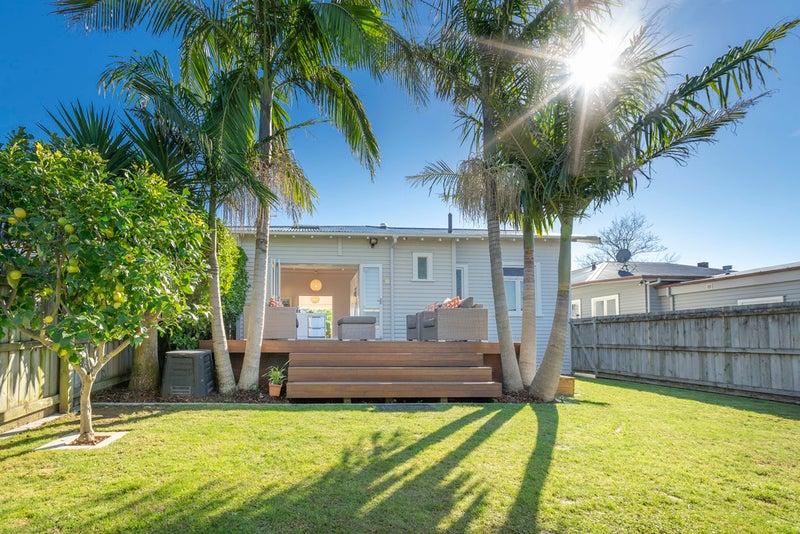 9 Faulder Avenue, Westmere, Auckland - Carousel 2