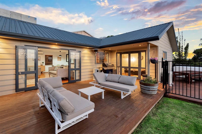 2/103 Bond Crescent, Forrest Hill, North Shore City - Carousel 2