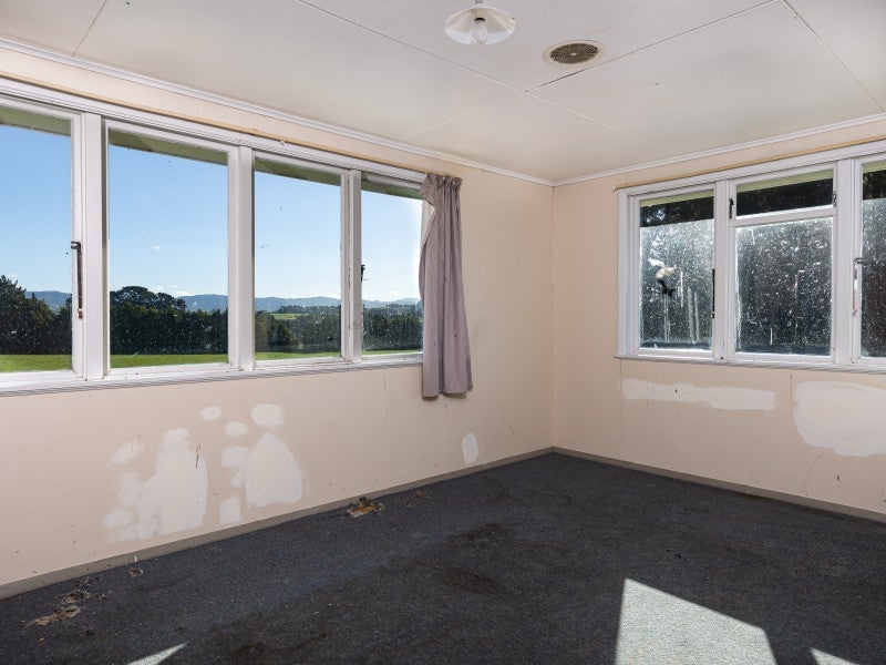 54 Bright Street, Eketahuna - Carousel 2