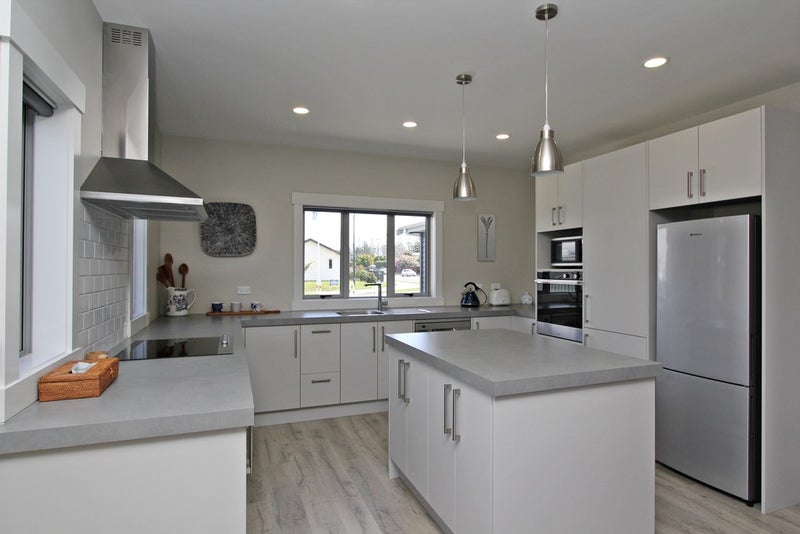 3 Waimakariri Drive, Awatoto, Napier - Carousel 2