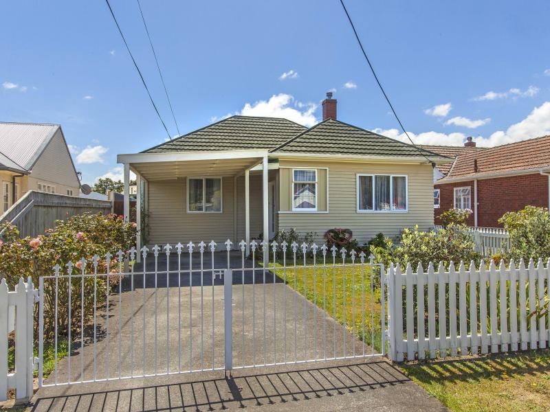 2/35 Waiwhetu Road, Waiwhetu, Lower Hutt - Carousel 15