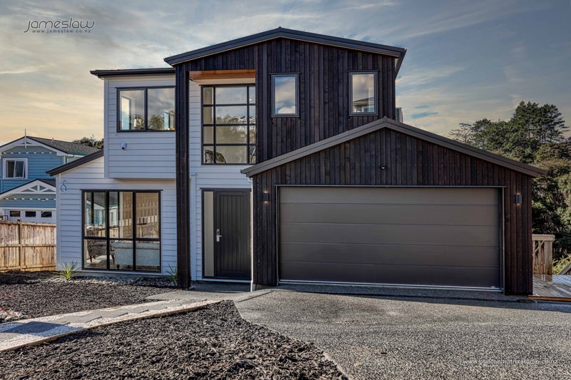 52 Blacks Road, Greenhithe, Auckland - Carousel 1