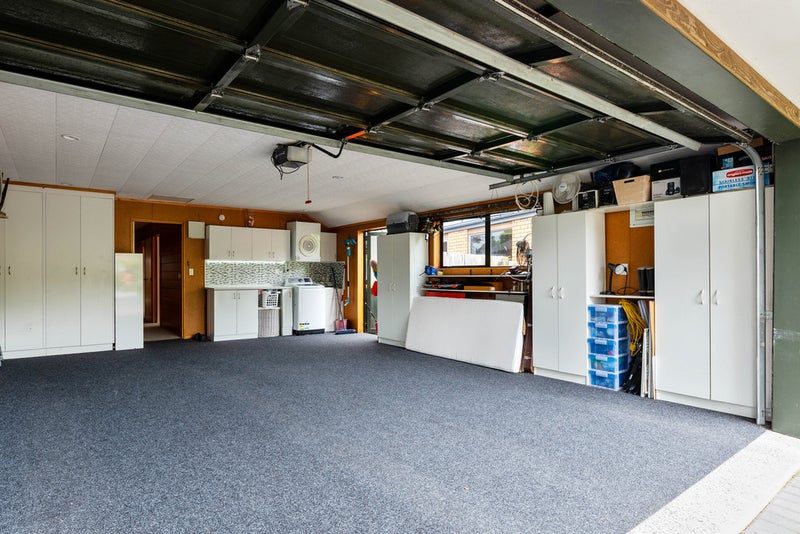 18 Capricorn Place, Kawaha Point, Rotorua - Carousel 17