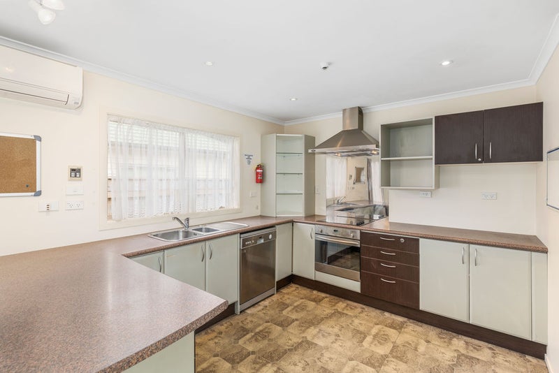 9 Watkins Grove, Taita, Lower Hutt - Carousel 2
