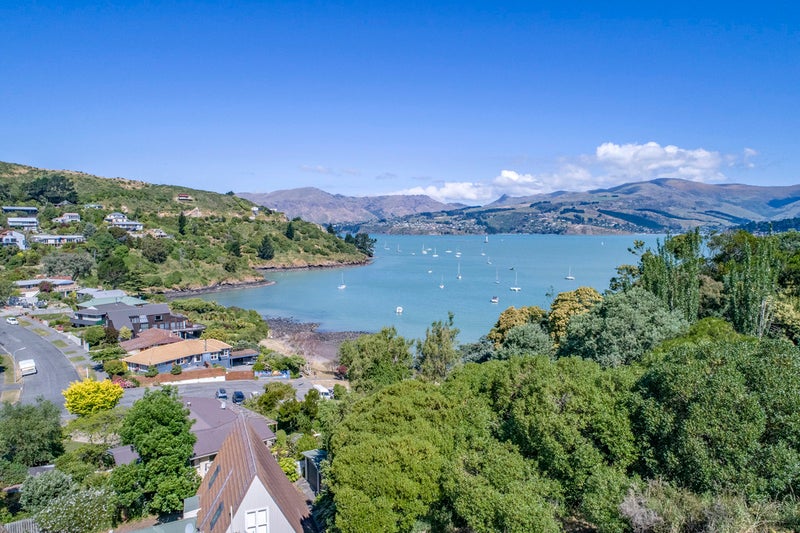 25 Mariners Cove, Cass Bay, Lyttelton - Carousel 1