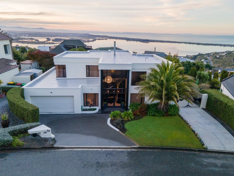 30 Drayton Drive, Mount Pleasant, Christchurch - Carousel 1