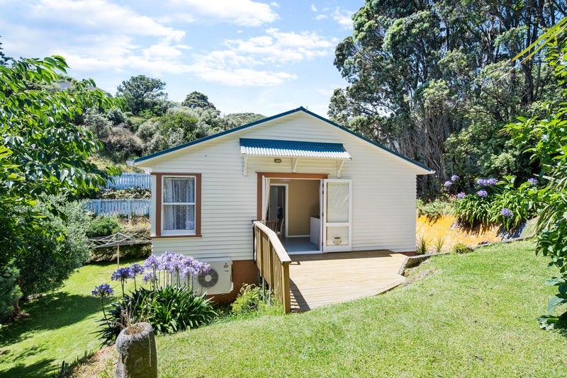 20 Sidlaw Street, Strathmore Park, Wellington - Carousel 1