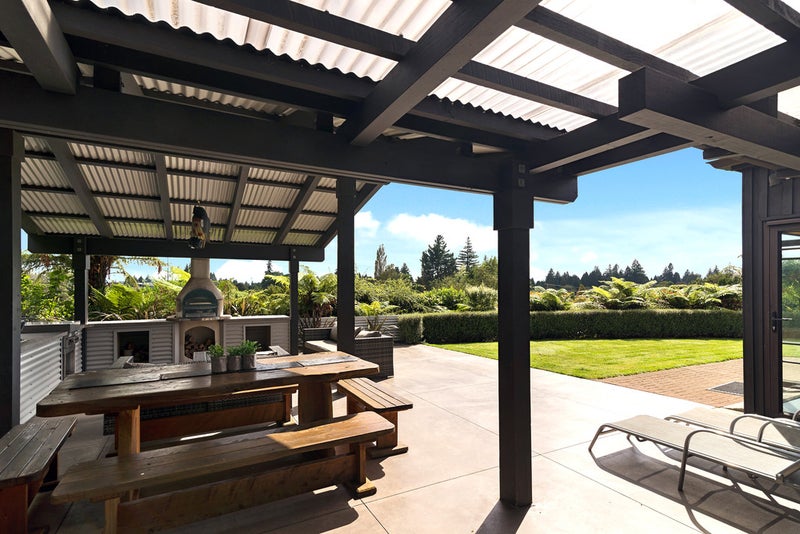 17 Utuhina Road, Springfield, Rotorua - Carousel 2