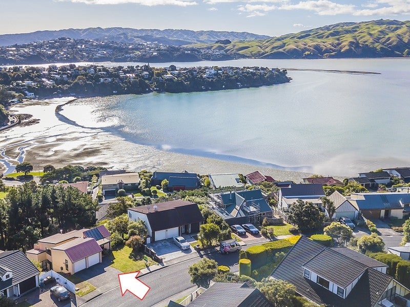 52 Leeward Drive, Whitby, Porirua - Carousel 1