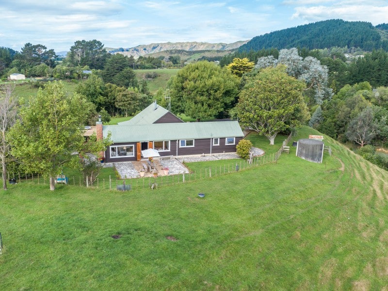 88 Wallace Road, Koputaroa, Levin - Carousel 1