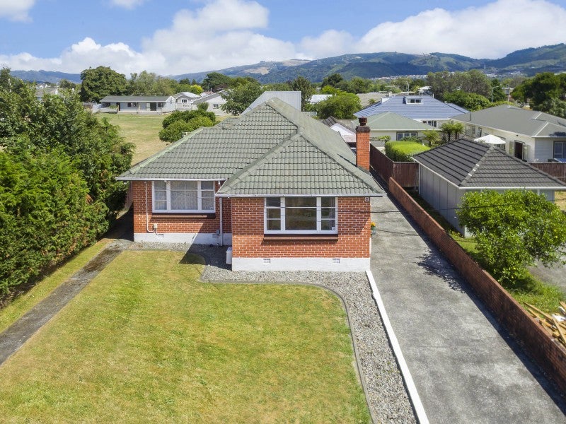 33 Pine Avenue, Upper Hutt Central, Upper Hutt - Carousel 2