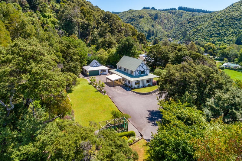 38 Birch Terrace, Birchville, Upper Hutt - Carousel 20