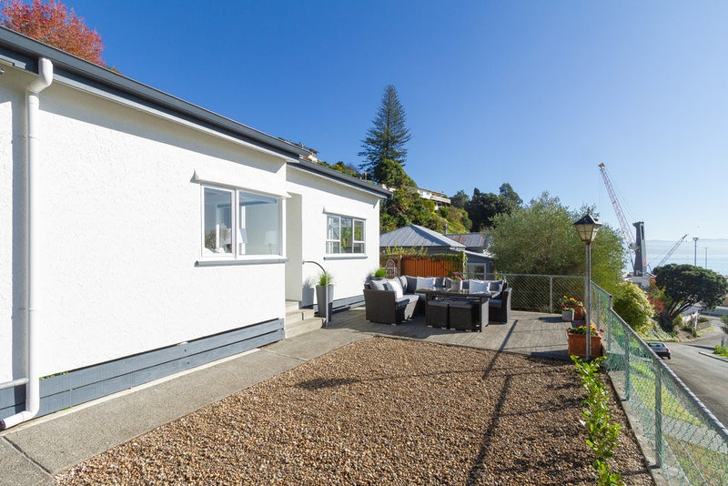 17 Hornsey Road, Bluff Hill, Napier - Carousel 2