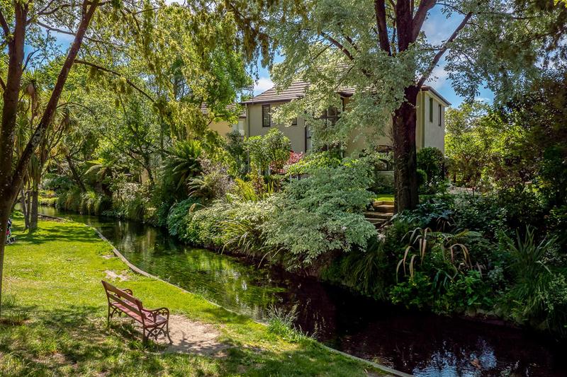 1/12 Girvan Street, Fendalton, Christchurch - Carousel 17