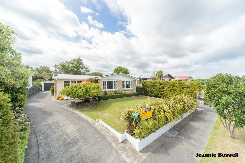 58 Newcastle Street, Hokowhitu, Palmerston North - Carousel 1