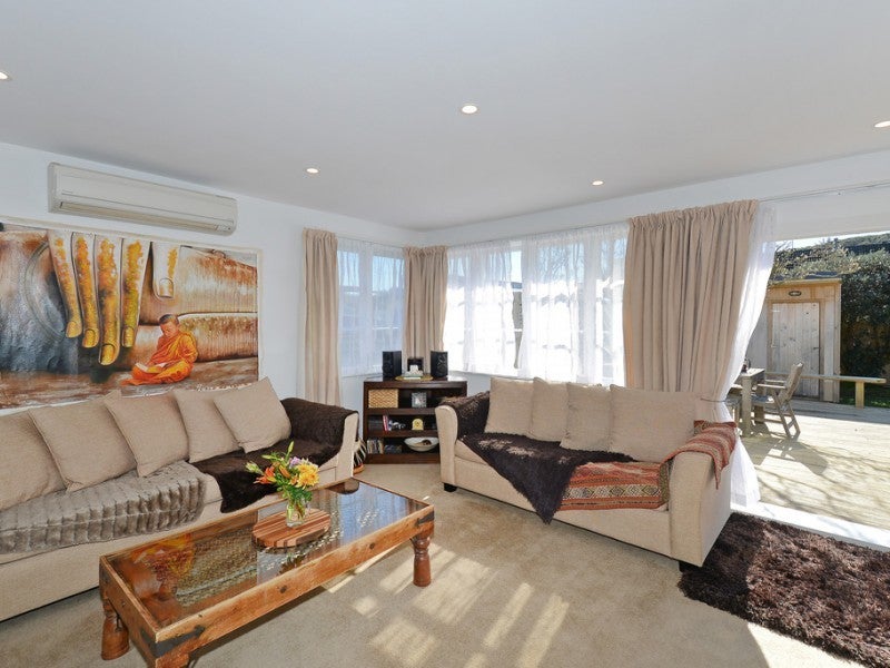 5 Butler Street, Naenae, Lower Hutt - Carousel 2