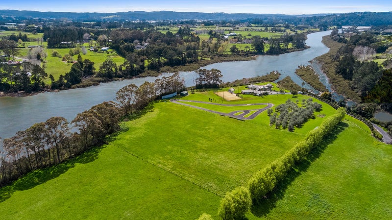 18 Kennedys Road, Whenuapai, Auckland - Carousel 2