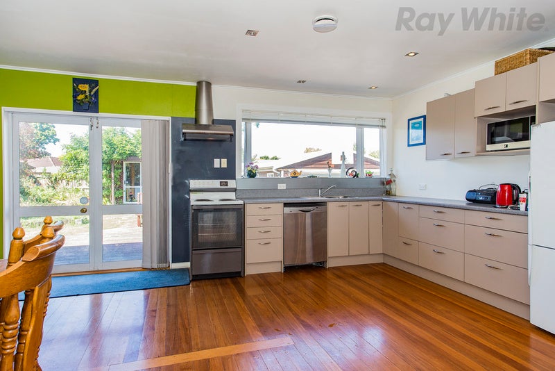 171 Condell Avenue, Papanui, Christchurch - Carousel 2