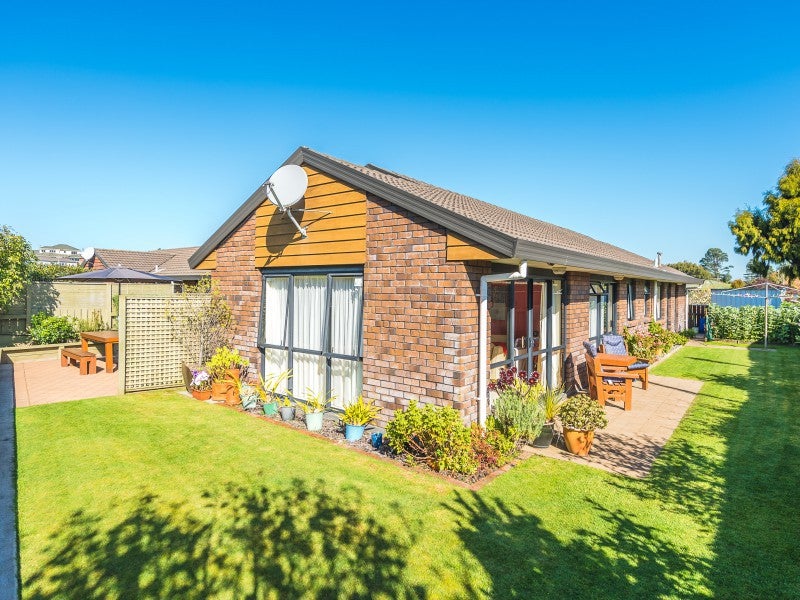 2B Norfolk Drive, Otamatea, Whanganui - Carousel 1