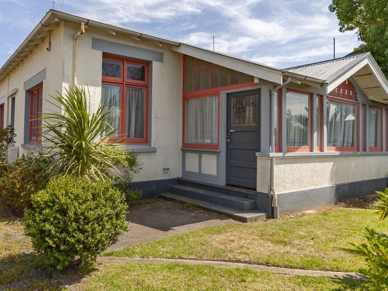 13 Kennedy Road, Napier South, Napier - Carousel 1