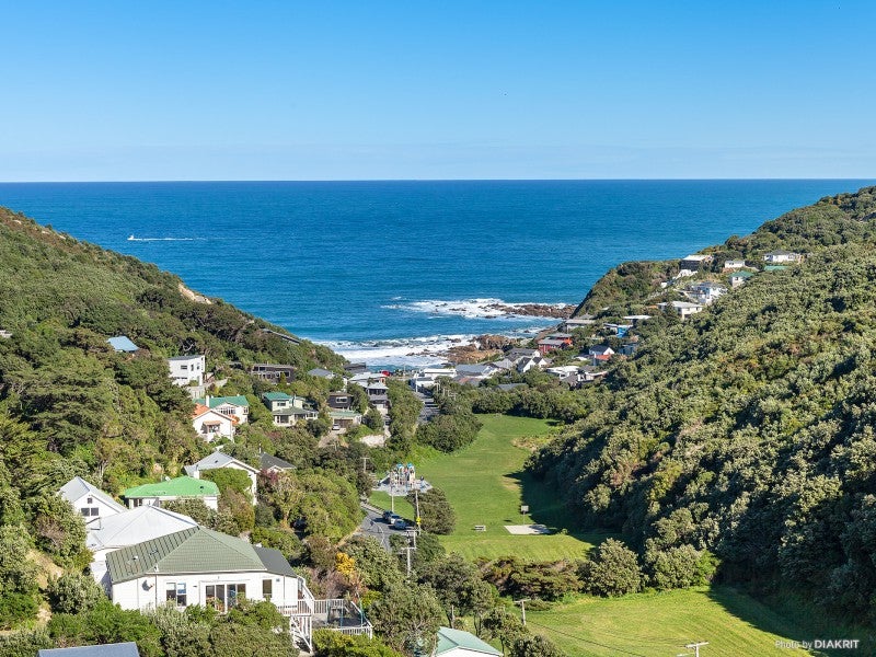 32A View Road, Houghton Bay, Wellington - Carousel 1
