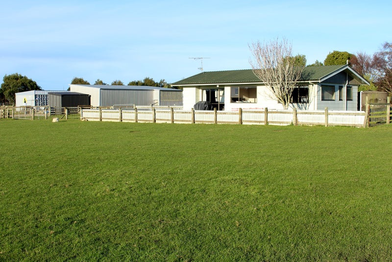 75 Wilcox Road, Seaward Bush, Invercargill - Carousel 1