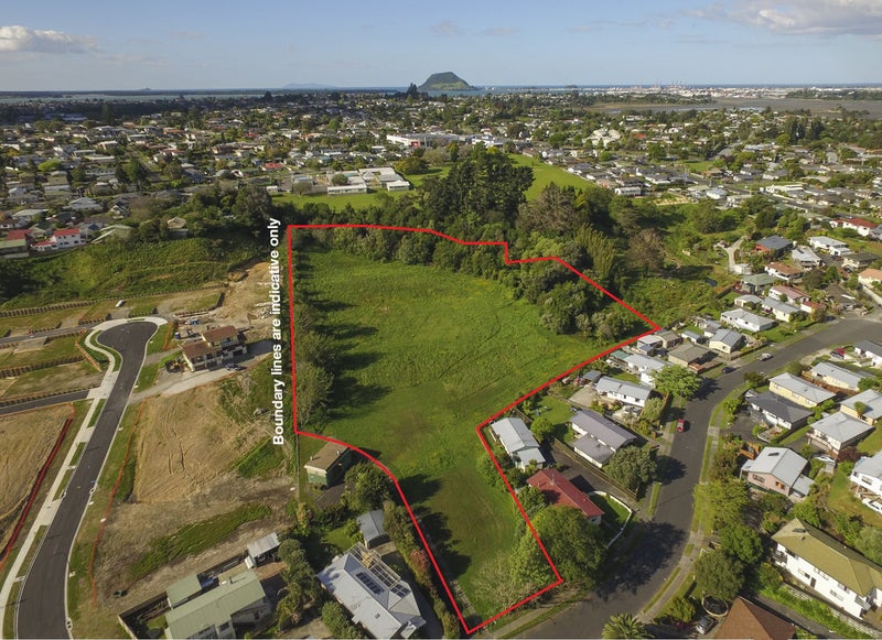 69 Jonathon Street, Brookfield, Tauranga - Carousel 1