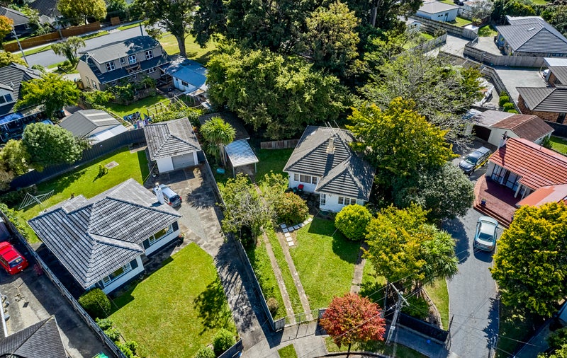 11 Tui Grove, Elderslea, Upper Hutt - Carousel 2