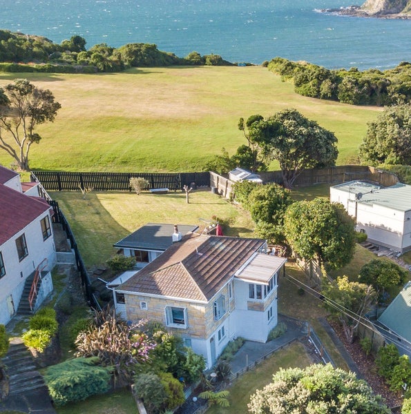 56 Tireti Road, Titahi Bay, Porirua - Carousel 2