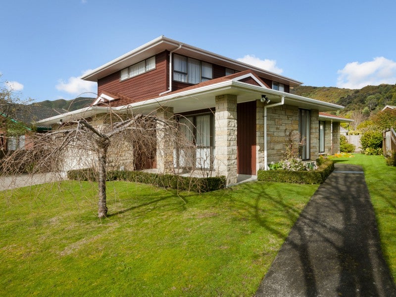 7 McEnroe Grove, Naenae, Lower Hutt - Carousel 17