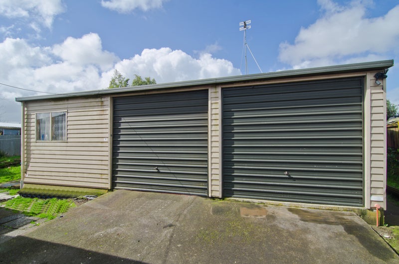 12 Clutha Crescent, Clover Park, Auckland - Carousel 10