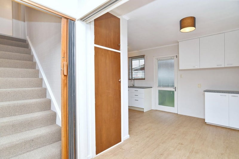 1/70 Hawke Street, New Brighton, Christchurch - Carousel 2