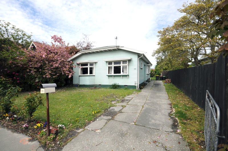 318 Ferry Road, Waltham, Christchurch - Carousel 1